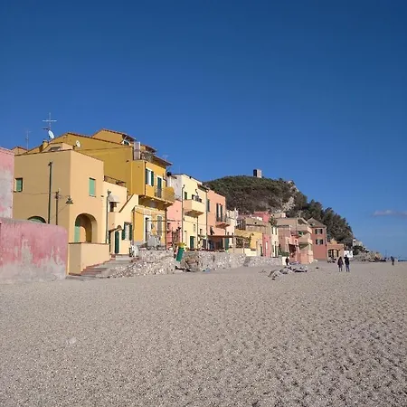 Casa Margherita A Due Passi Dal Borgo, Bike Storage * Finale Ligure